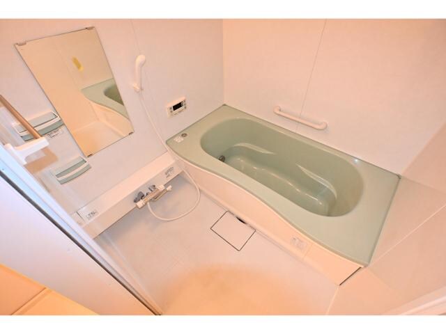 奈良駅 バス14分  西九条町下車：停歩1分 2階の物件内観写真