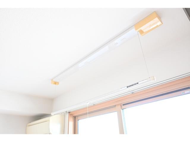 奈良駅 バス14分  西九条町下車：停歩1分 2階の物件内観写真