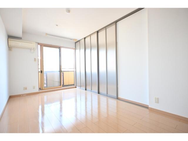 奈良駅 バス14分  西九条町下車：停歩1分 2階の物件内観写真