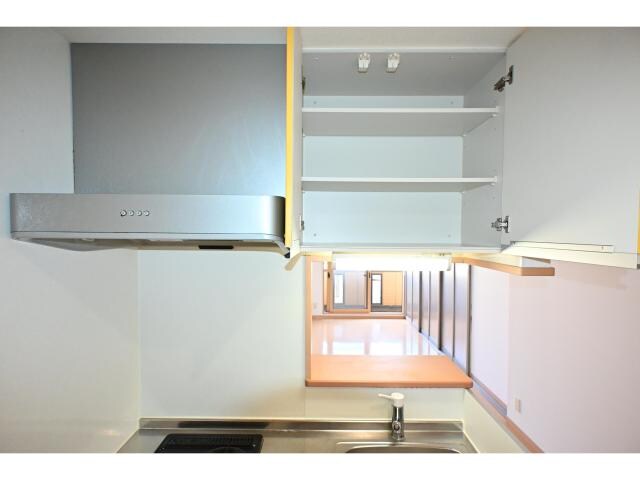 奈良駅 バス14分  西九条町下車：停歩1分 2階の物件内観写真