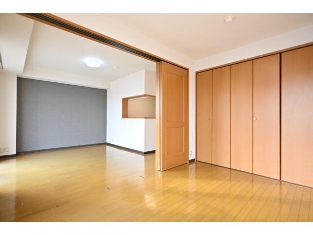 奈良県奈良市三条大路3丁目マンション 1階の物件内観写真