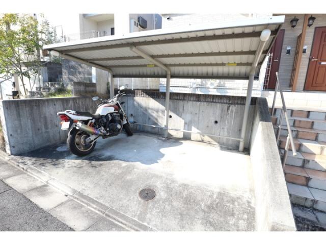 近鉄奈良駅 バス15分  木津南ソレイユ下車：停歩12分 1階の物件外観写真