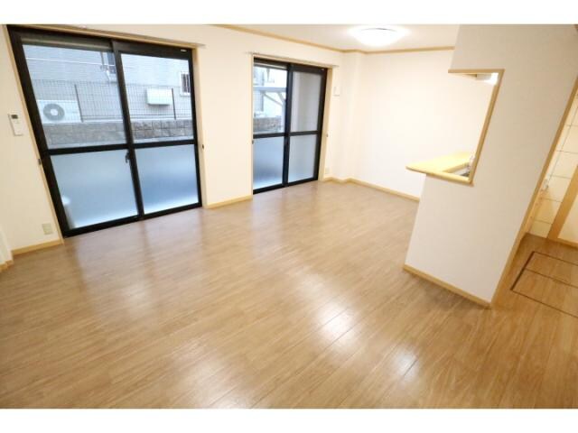 高の原駅 バス18分  梅美台５丁目下車：停歩4分 1階の物件内観写真