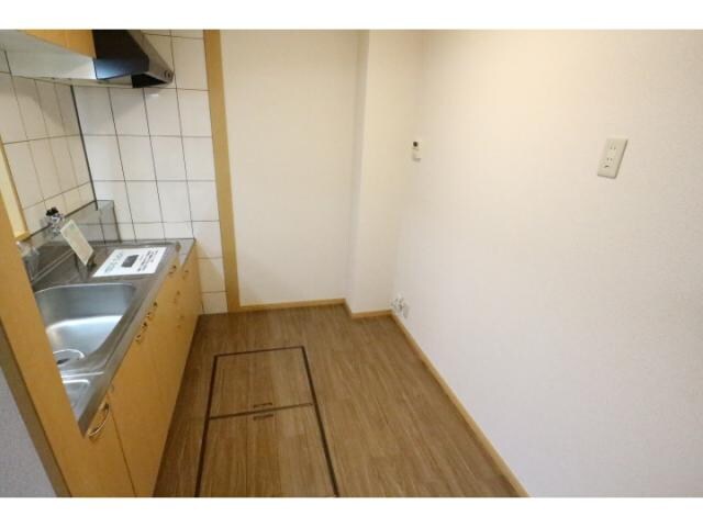 高の原駅 バス18分  梅美台５丁目下車：停歩4分 1階の物件内観写真