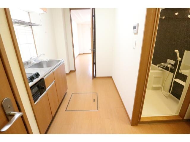 尼ケ辻駅 徒歩10分 1階の物件内観写真