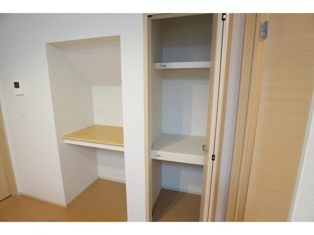 近鉄奈良駅 バス16分  梅美台7丁目下車：停歩6分 1階の物件内観写真