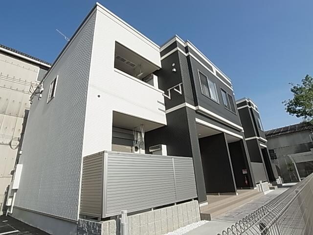 奈良県奈良市北之庄西町１丁目の物件外観写真