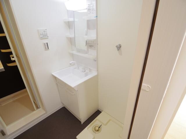 近鉄奈良駅 バス4分  佐保橋下車：停歩2分 2階の物件内観写真