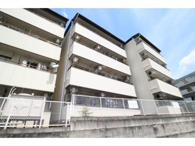 奈良県奈良市芝辻町３丁目の物件外観写真