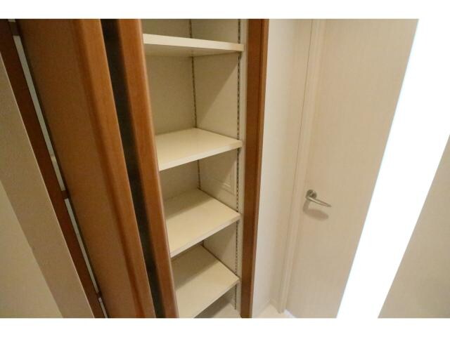 新大宮駅 徒歩3分 2階の物件内観写真