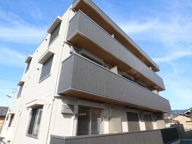 奈良駅 徒歩14分の物件外観写真