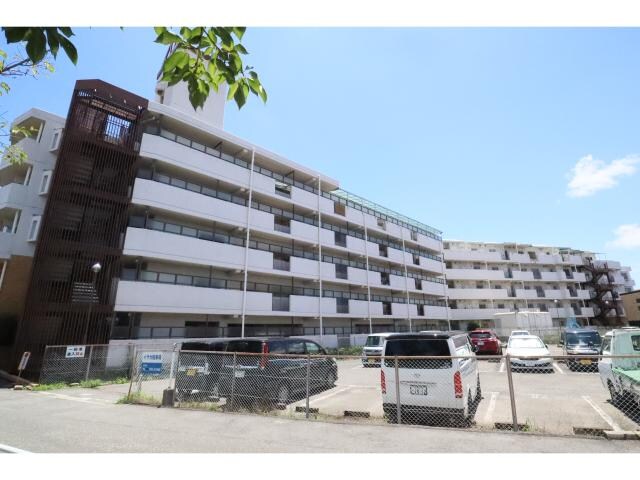 奈良県奈良市芝辻町３丁目の物件外観写真