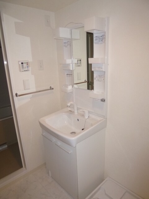 ノース　アヴェニュー　ヴィレッジの物件内観写真