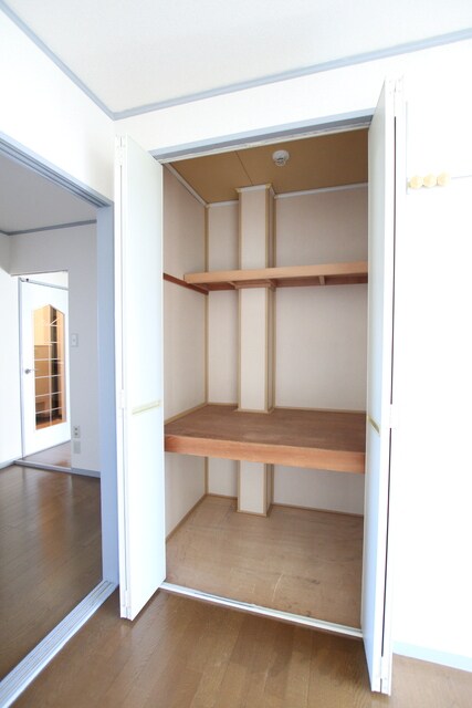 メゾンファミールの物件内観写真