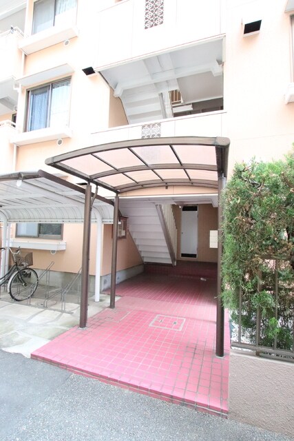 サンパールＫＵの物件外観写真