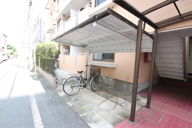 サンパールＫＵの物件外観写真