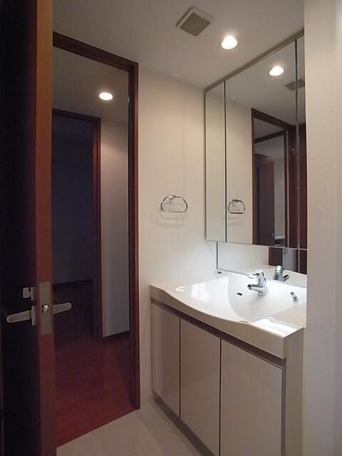 レジデンス八王子明神町の物件内観写真