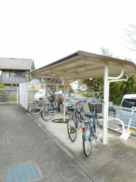 ボンヌ・シャンス多摩の物件内観写真