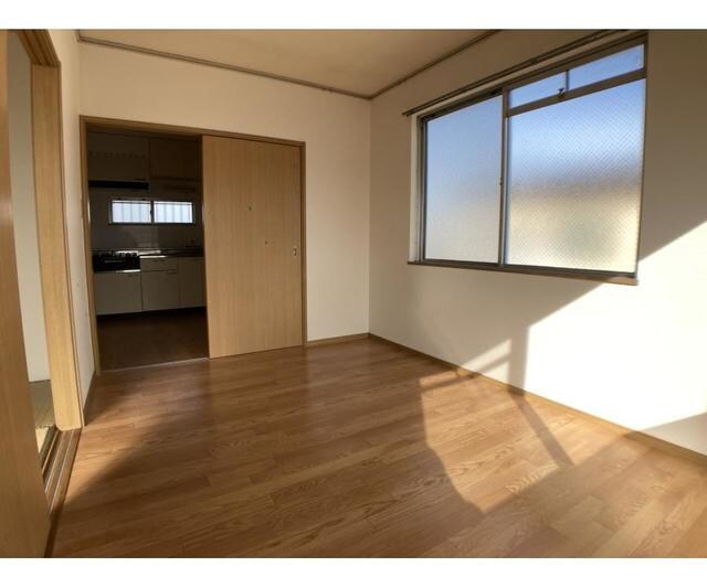 エステート松木の物件内観写真