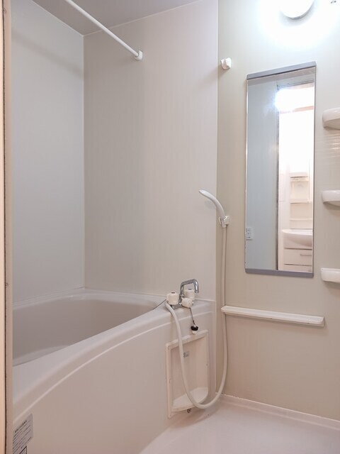 ガーデンスクエア片倉の物件内観写真