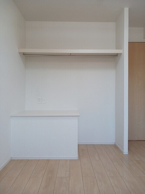 ルミエール　モンドＢの物件内観写真