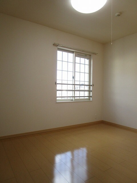 グレイスガーデンの物件内観写真