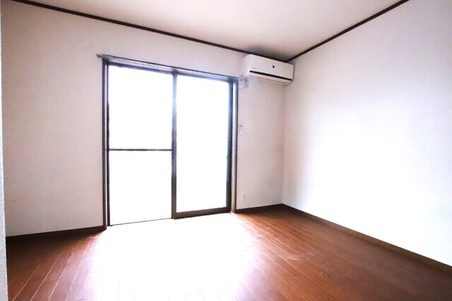 クリフサイドテラスＢの物件内観写真