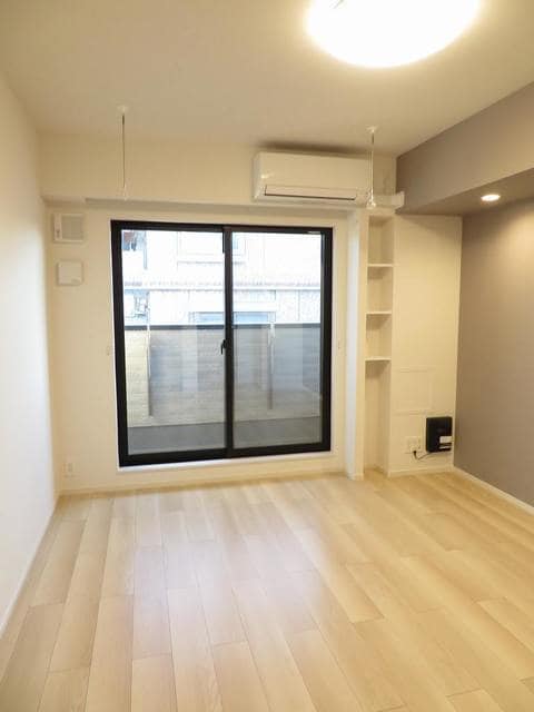 スプリング　コートの物件内観写真