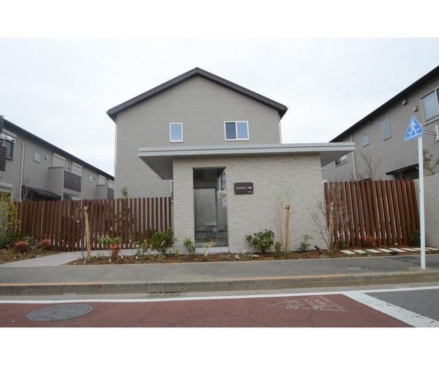 フォレストメゾン聖蹟の物件外観写真