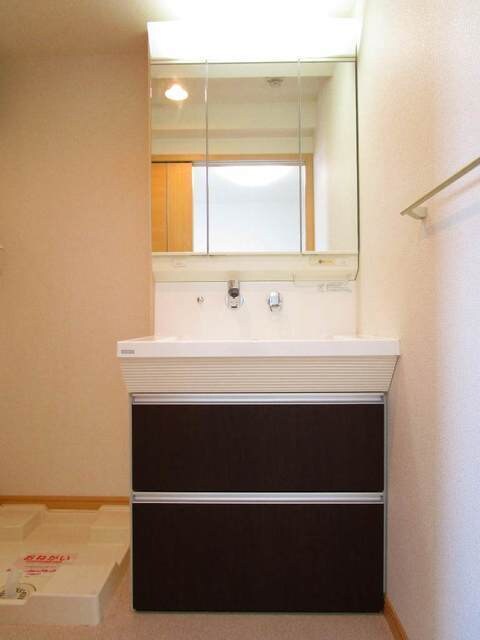 カドリフォリエの物件内観写真