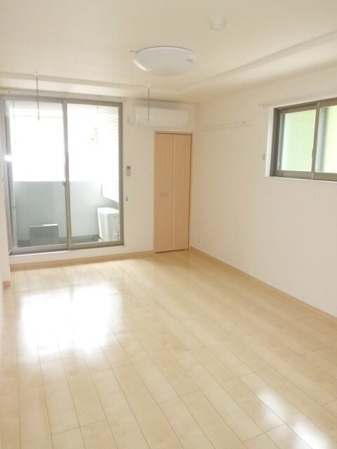 シャイニングの物件内観写真