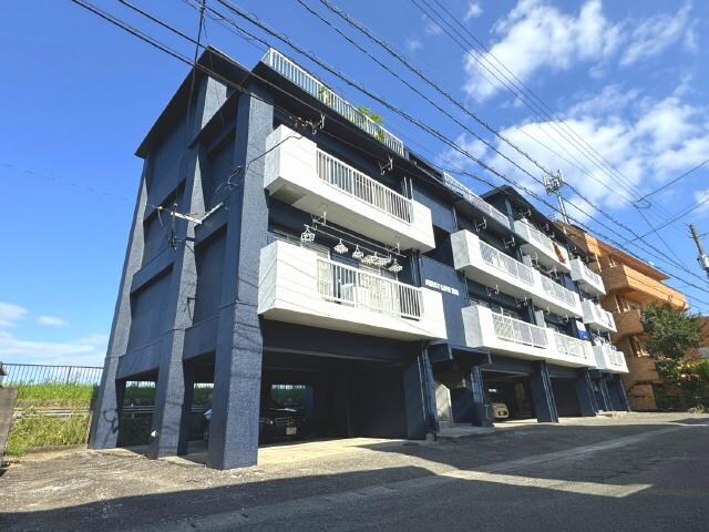 ファーストライフ谷川の物件外観写真