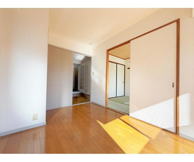 ジュネス中町の物件内観写真