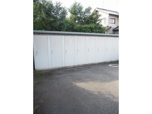 窪本町 徒歩3分 1階の物件外観写真