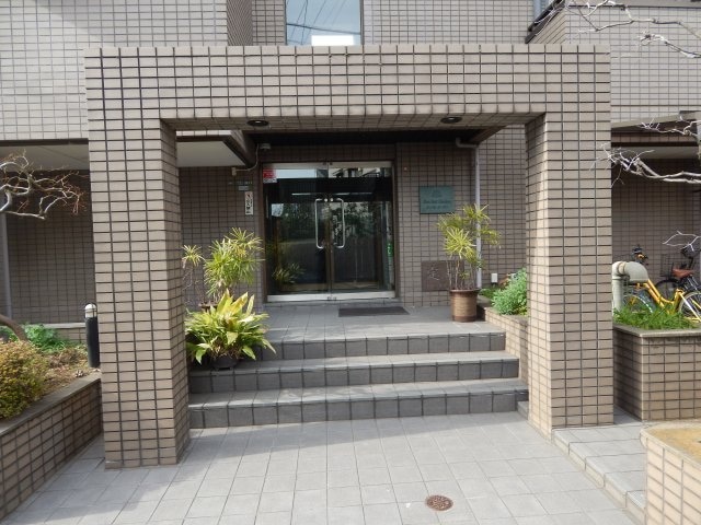 三軒茶屋駅 徒歩13分 2階の物件外観写真