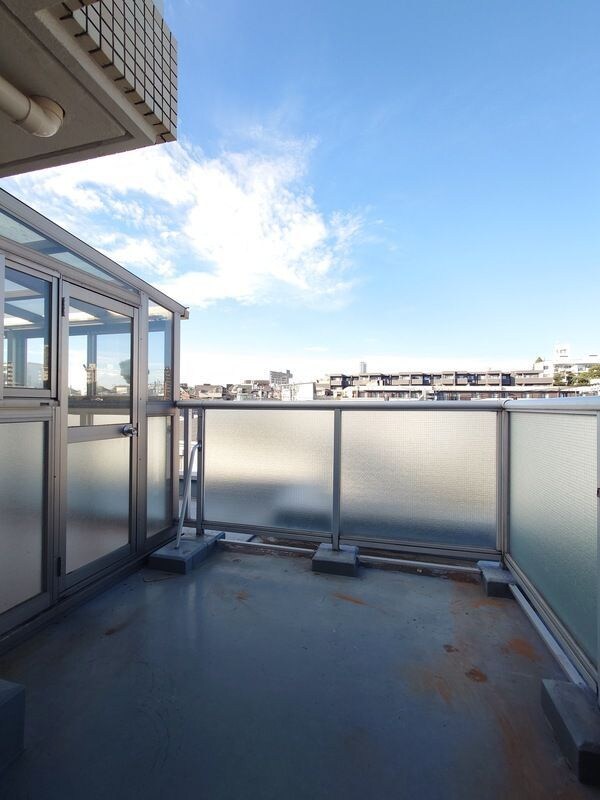 目黒駅 徒歩15分 3階の物件内観写真