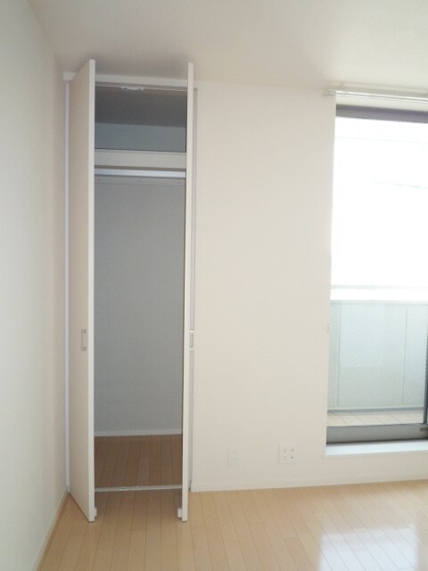 ＧＡＲＤＥＮ ＣＯＵＲＴの物件内観写真