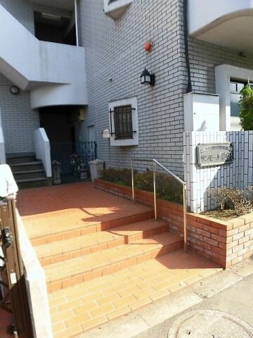 駒沢大学駅 徒歩9分 2階の物件外観写真