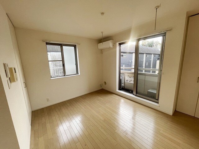 Ｋ－フラット下馬の物件内観写真