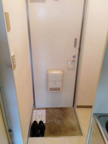 メイセー三軒茶屋Ⅱの物件内観写真