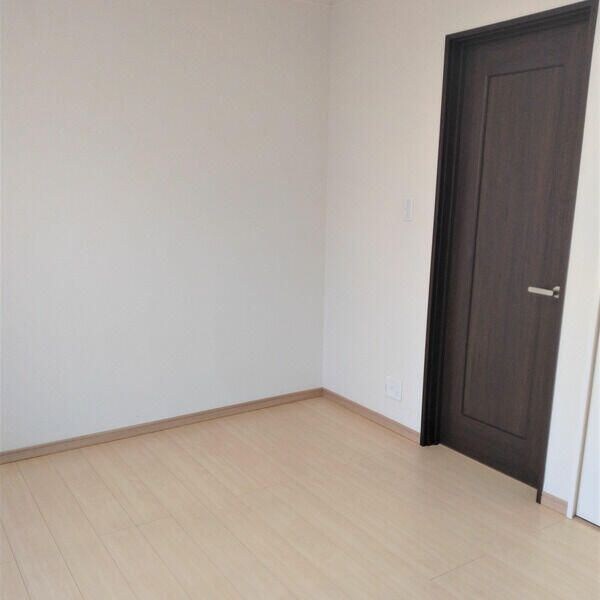 三軒茶屋駅 徒歩12分 2階の物件内観写真