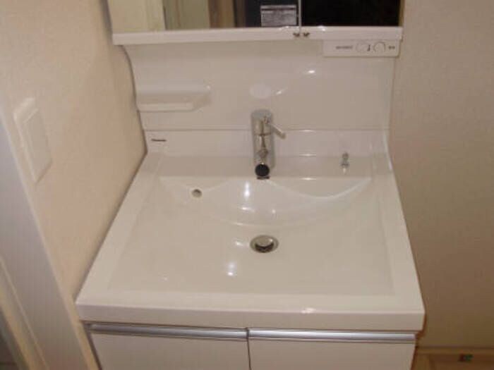 三軒茶屋駅 徒歩7分 1階の物件内観写真