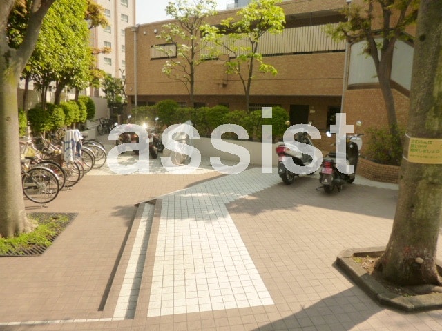 ライオンズガーデン池田山の物件外観写真