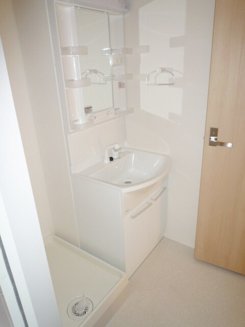 三軒茶屋駅 徒歩6分 2階の物件内観写真