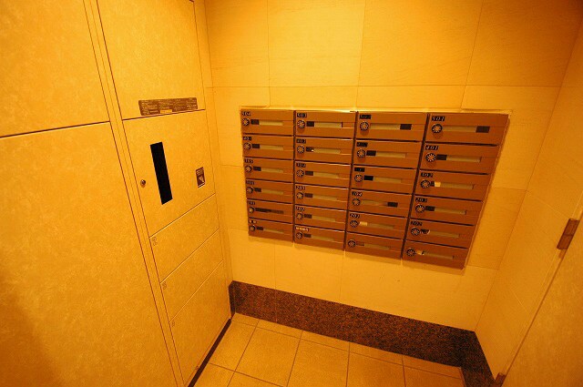 ロマネパーク大倉山の物件内観写真