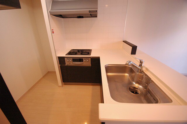 ロマネパーク大倉山の物件内観写真