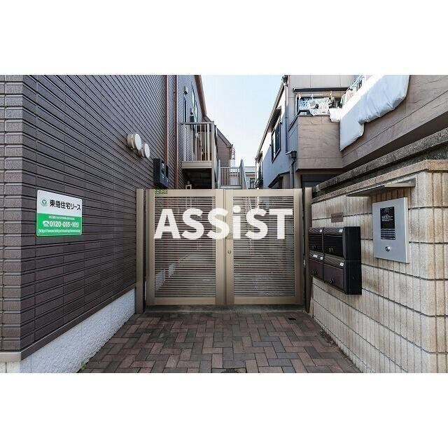 経堂駅 徒歩4分 1階の物件外観写真