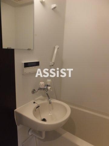 代々木上原駅 徒歩4分 1階の物件内観写真