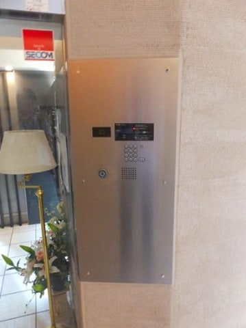 下北沢駅 徒歩1分 6階の物件外観写真