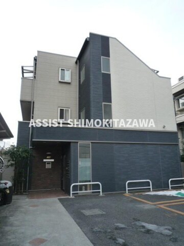 駒沢大学駅 徒歩1分 1階の物件外観写真